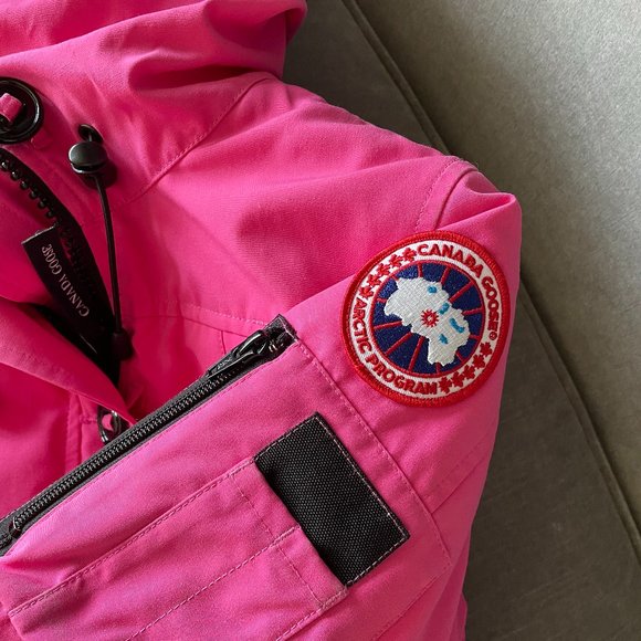 Canada Goose Montebello Parka - Picture 5 of 5